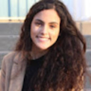 Meet your Posher, Alessandra